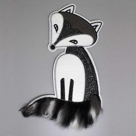 1700/1 Патч пришивной вышитый с пайетками_1