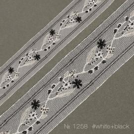 1258 Тесьма декоративная на сетке с вышивкой и бисером_1